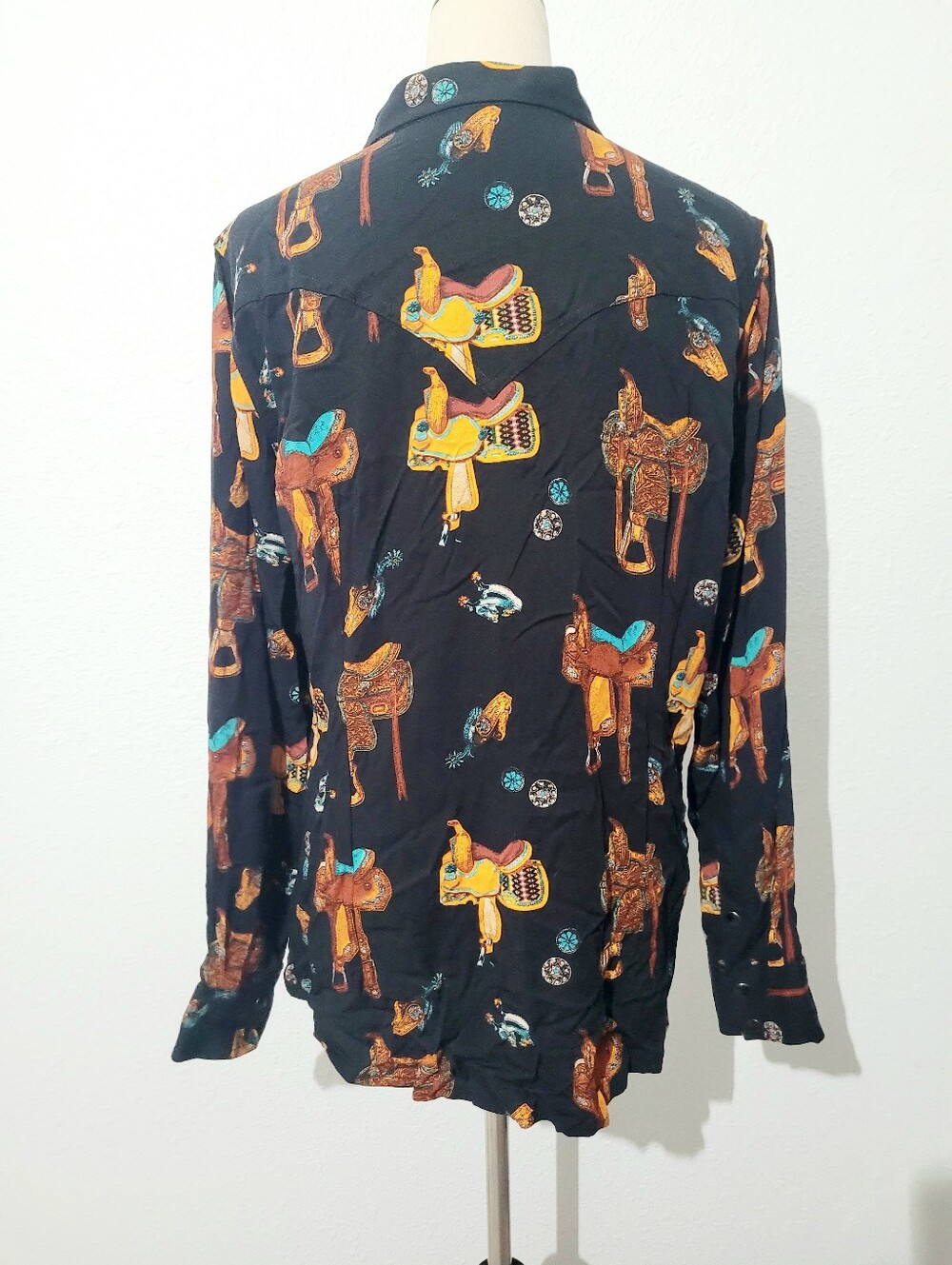 Wrangler Retro Western Saddle Print Snap Button Shirt Women's Large NWT NEW - Picture 5 of 13